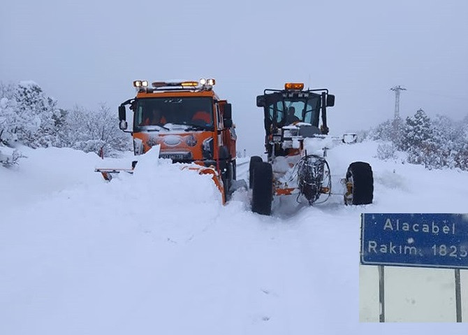 Seydişehir-Antalya-Konya kara yolu tüm araçlara kapatıldı